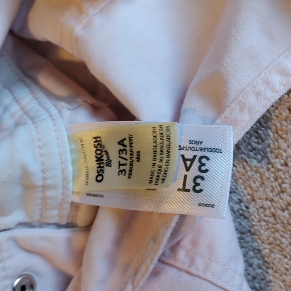 Oshkosh Pink Denim 3T Girls Dungarees - Picture 6 of 6
